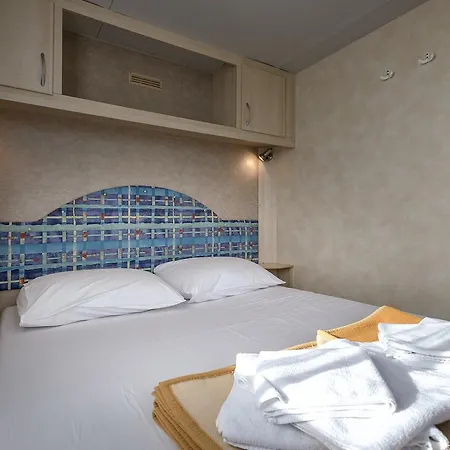 Кемпинг Camp Kopito Хвар