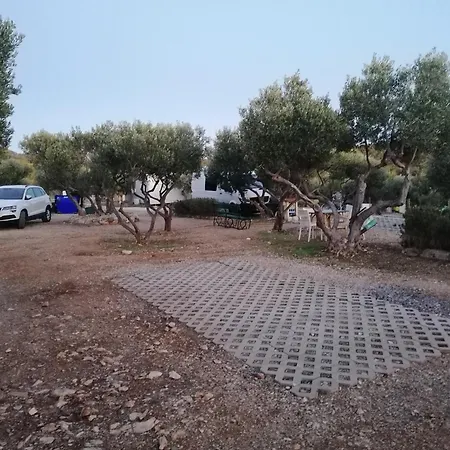 Mobile Kopito Campeggio Hvar Town