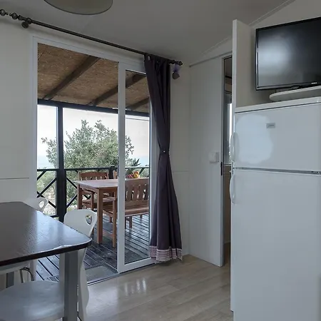 Camp Kopito אתר קמפינג