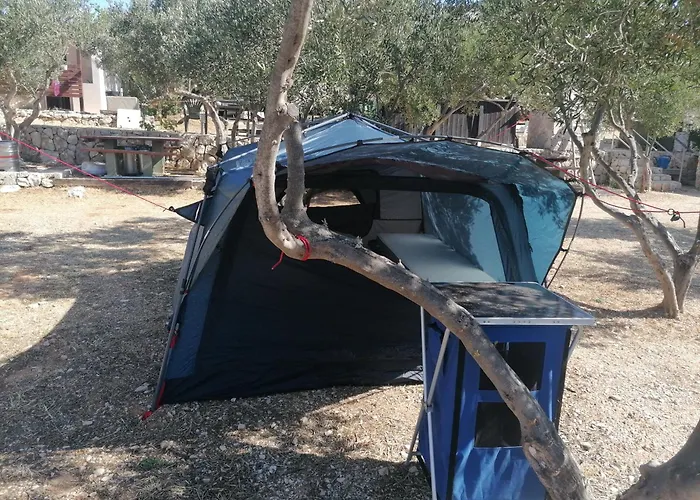 Camp Kopito * Hvar Town