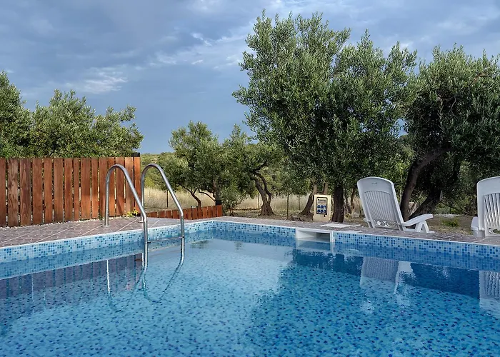 Camp Kopito Campeggio *